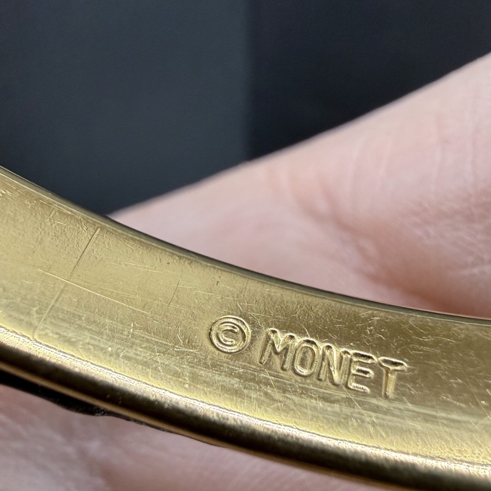 Vintage Monet Bracelet Bangle Gold Tone‎ 8" - Picture 3 of 8